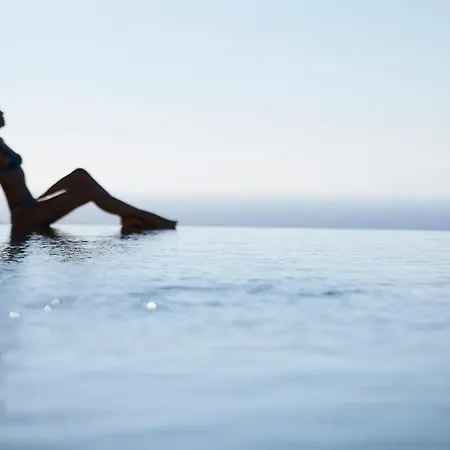 Danae Santorini Отель 4*