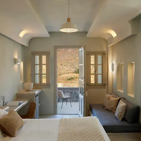 Danae Santorini ホテル 4*