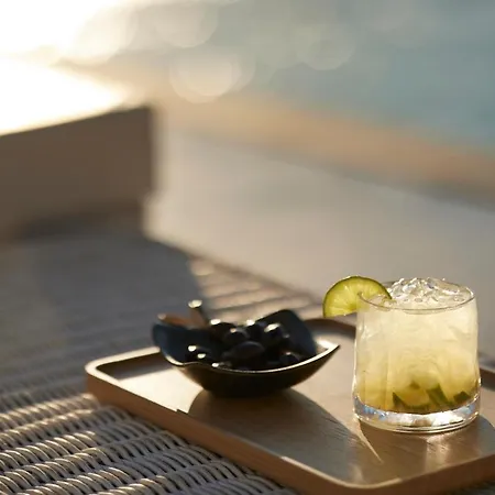 Danae Santorini 4*