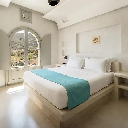 Danae Santorini ホテル