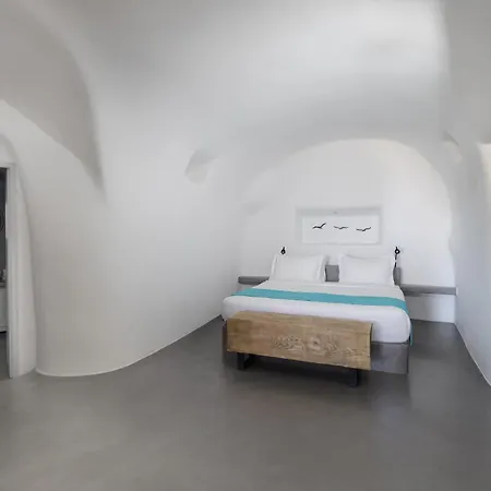 ホテル Danae Santorini