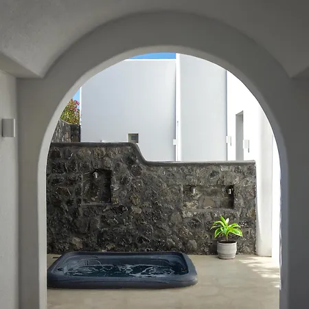 Danae Santorini 4* אויה