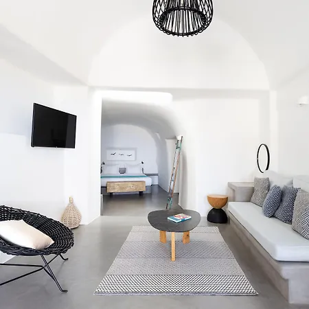 Danae Santorini Otel Oia