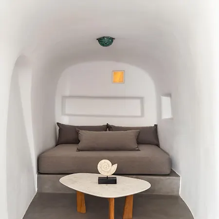Danae Santorini Otel Oia