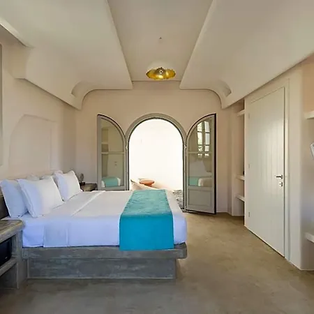 Danae Santorini فندق أويا