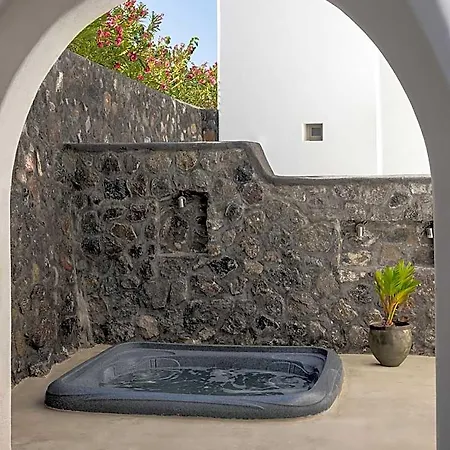 Danae Santorini אויה