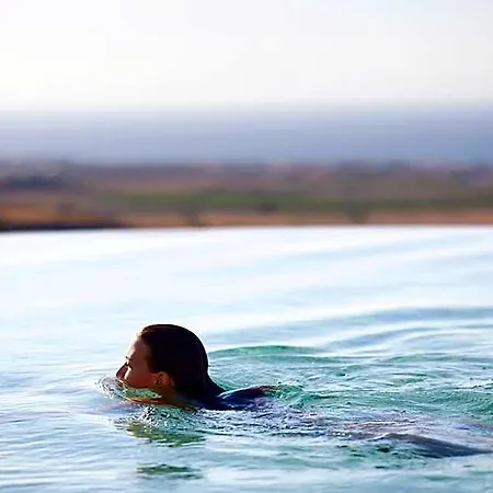 Danae Santorini فندق أويا