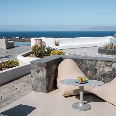 Danae Santorini فندق