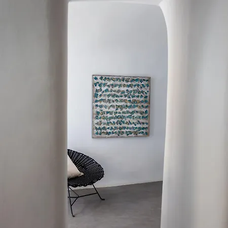 Danae Santorini 4*