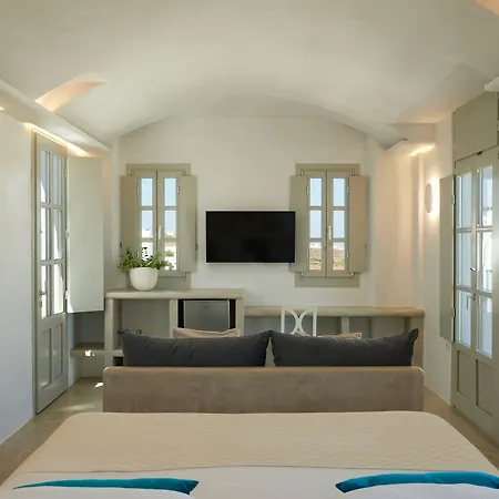 Danae Santorini فندق أويا