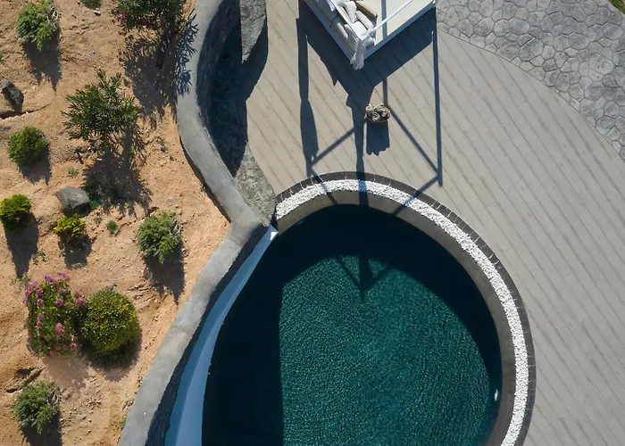 Danae Santorini 4* Oia (Santorini)