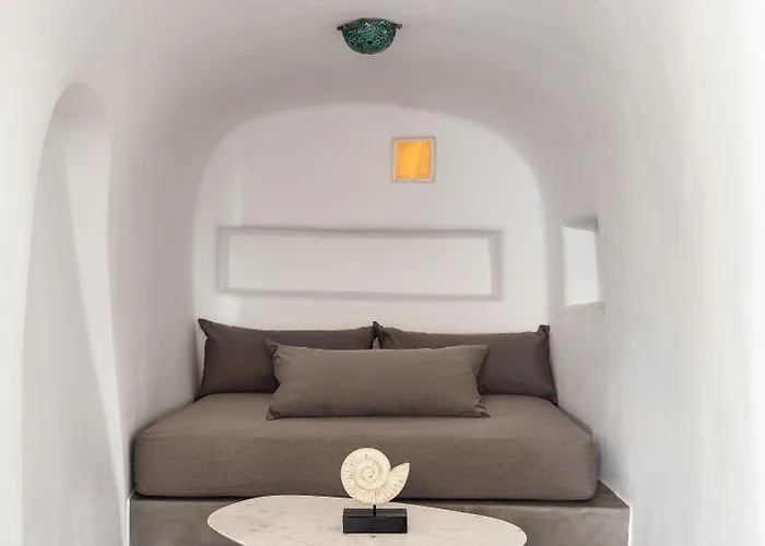 Danae Santorini Otel Oia