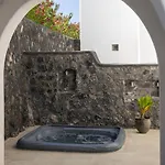 Hotel Danae Santorini 4*
