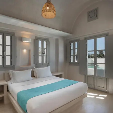 Danae Santorini 4*